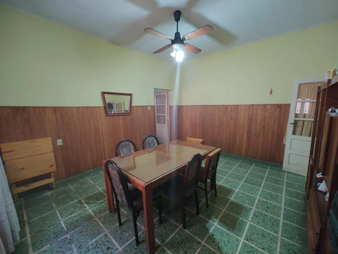 Casa de 4 ambientes en venta en Morón, Azul 1300, foto 5