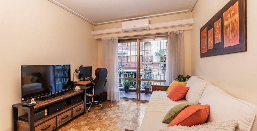 CONGRESO OPTIM0 DEPTO C/BALCON 2 AMB. FRENTE 49 M2