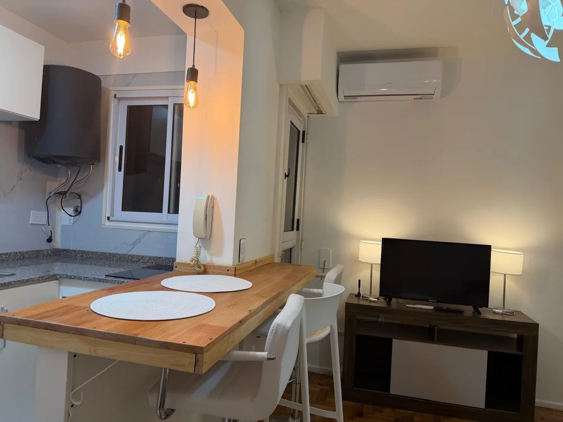 Departamento de 2 ambientes en alquiler en Retiro, Suipacha 1000, foto 4
