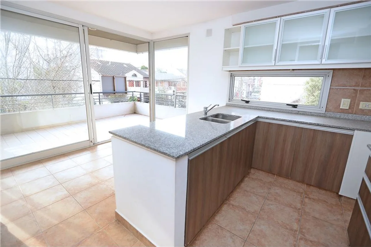 Departamento de 4 ambientes en venta en Bernal Este, Lebenshon 100, foto 4