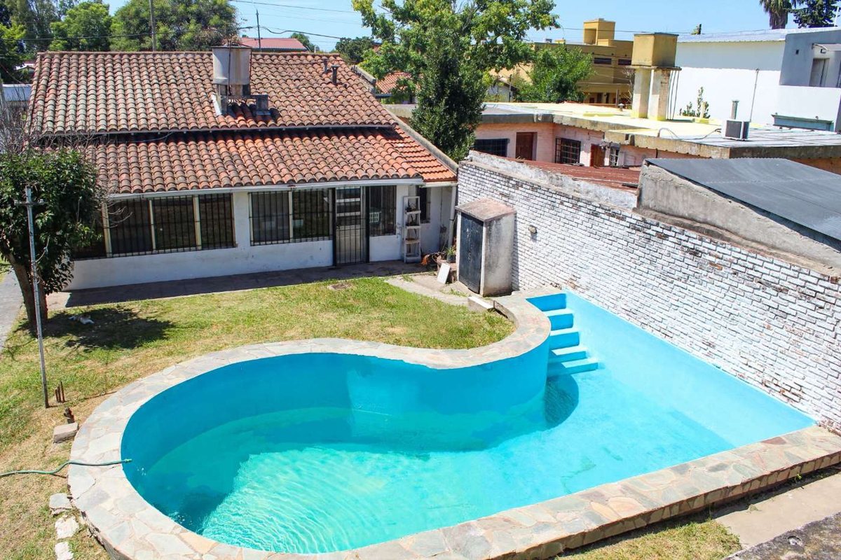 Foto 2 — CASA 4 AMBIENTES EN VENTA TRONCOS DEL TALAR