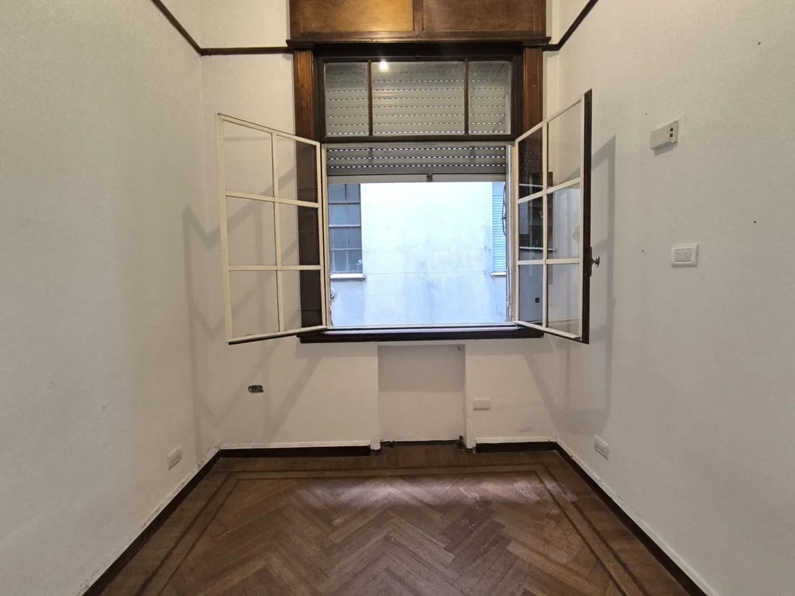 Departamento de 3 ambientes en venta en Monserrat, Moreno 900, foto 4