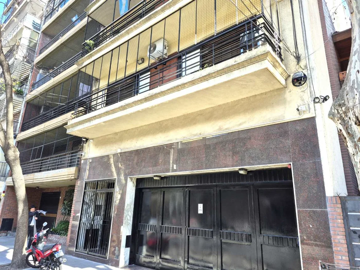 Depto 2 amb c/2 patios - excelente estado apto cre, foto 1