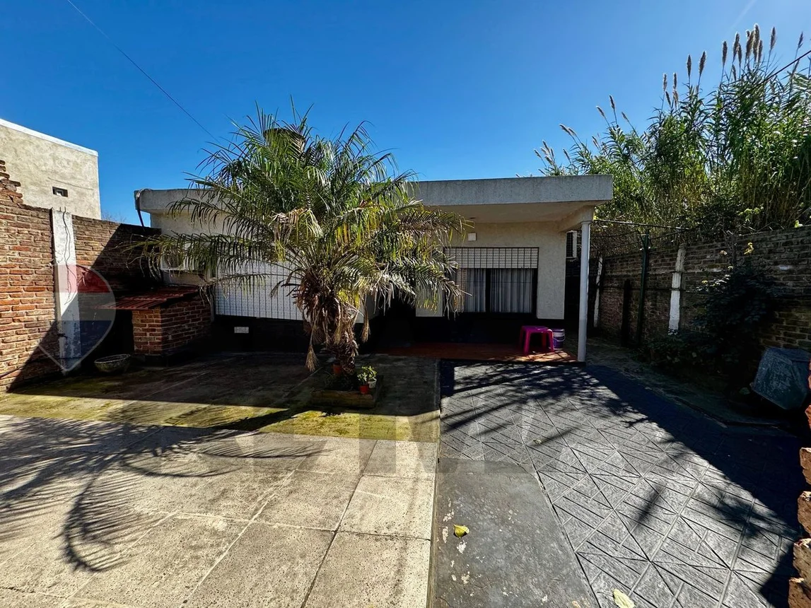 Casa de 3 ambientes en venta en Merlo, Jose Marti 800