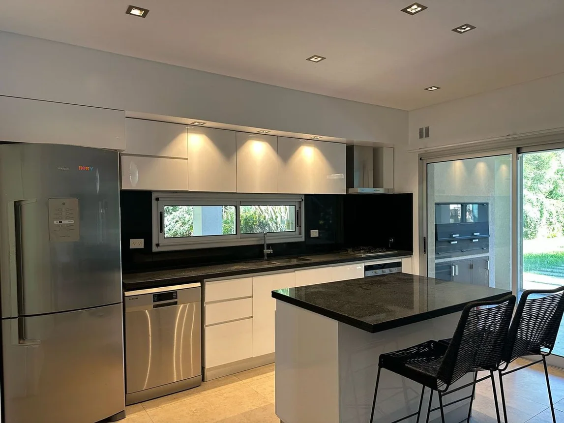 Casa en venta en La Plata, foto 4