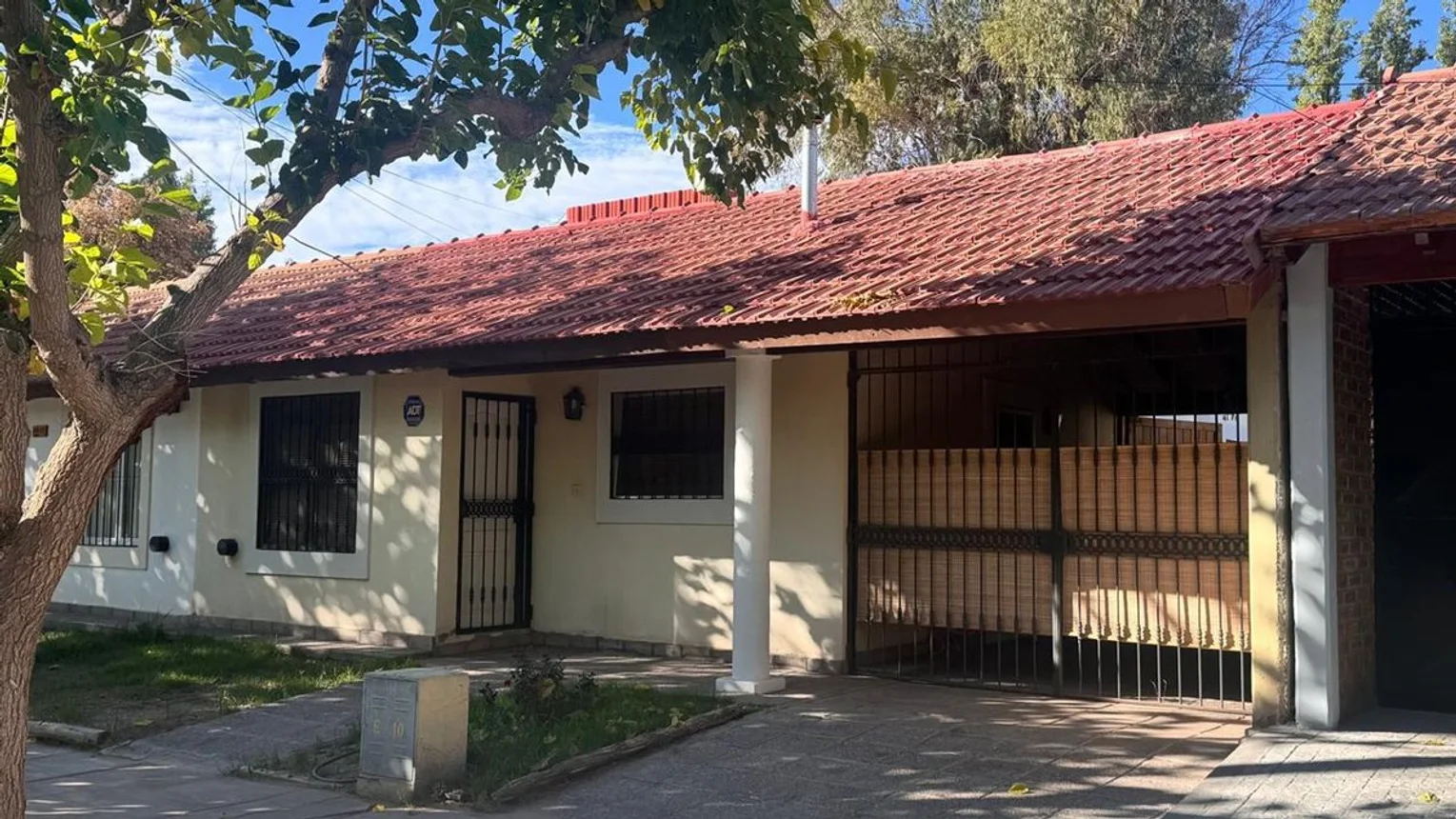 Casa en venta en Luján de Cuyo