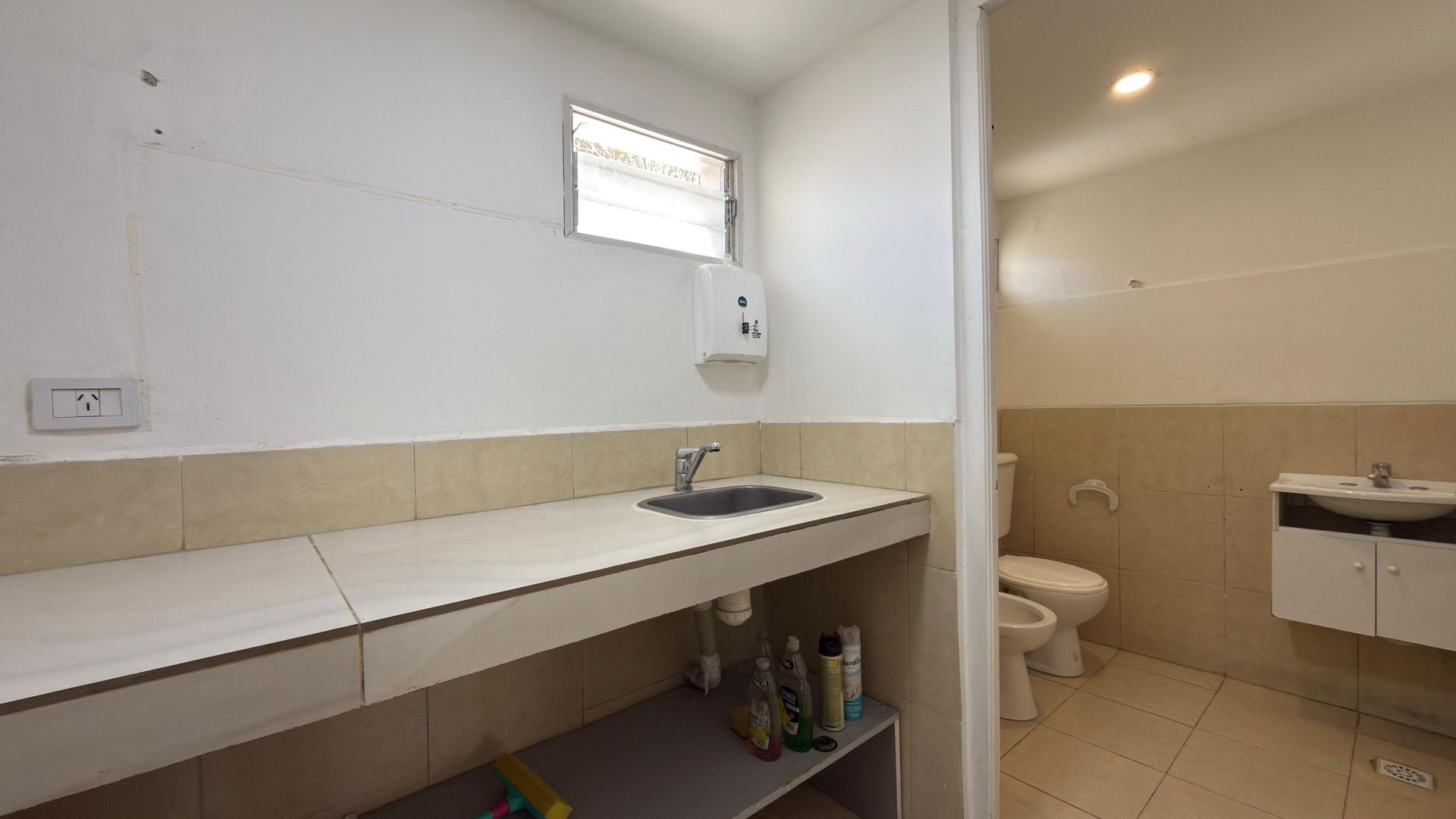 LOCAL COMERCIAL EN ALQUILER ZONA SHOPPING LOCAL B - foto 9