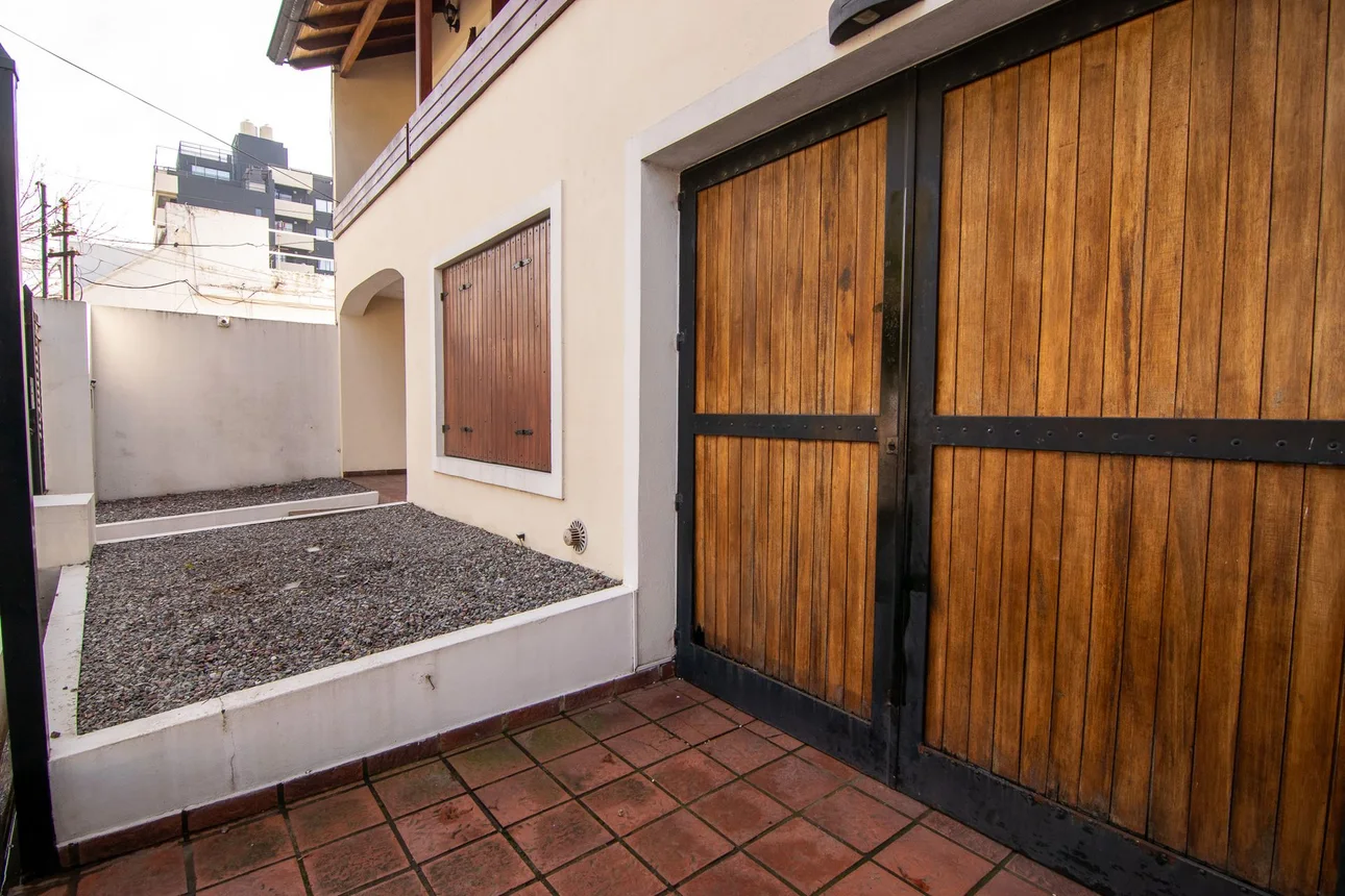 Casa de 5 ambientes en venta en Morón, Mariano Moreno 600, foto 3