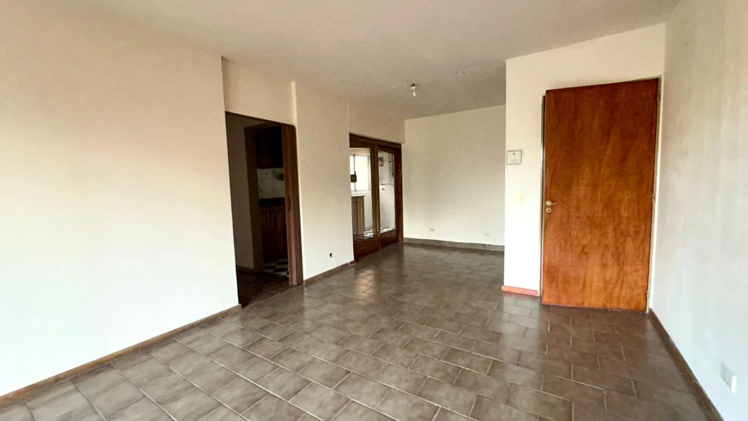 Departamento de 6 ambientes en alquiler en Godoy Cruz, Maipú 300, foto 5