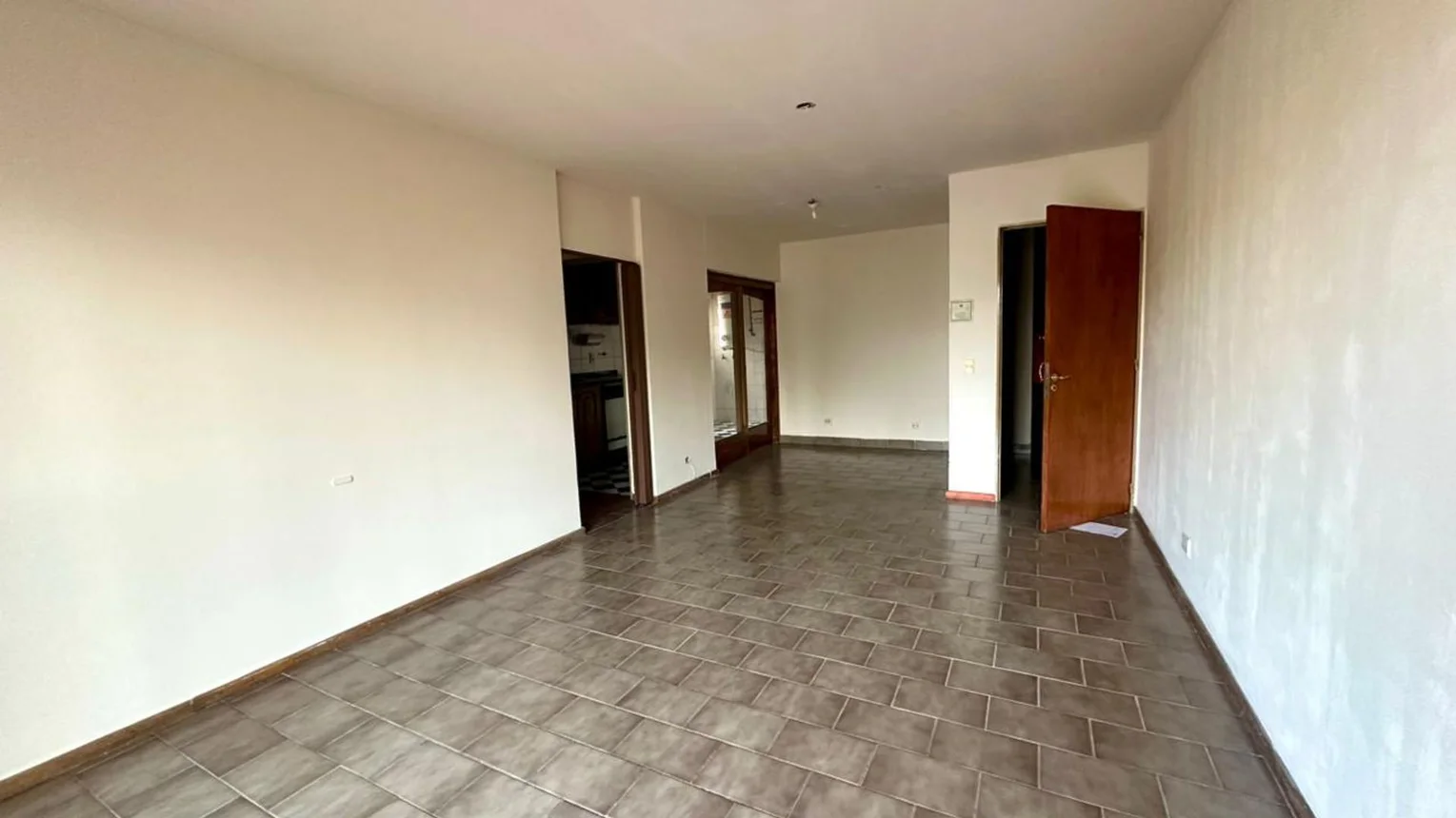 Departamento de 6 ambientes en alquiler en Godoy Cruz, Maipú 300, foto 4