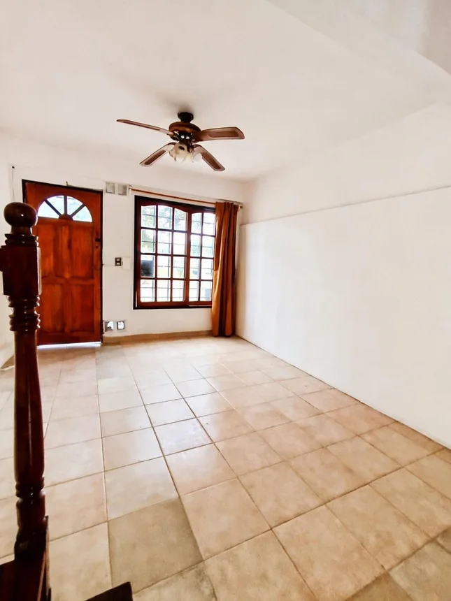Casa dúplex de 3 ambientes en venta en El Palomar, General Enrique Mosconi 1100, foto 5