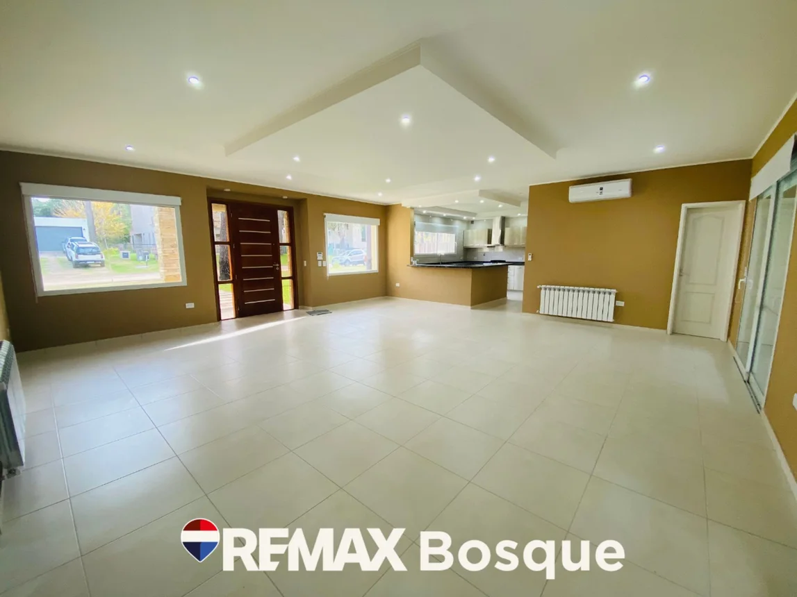 Casa en venta en Pinamar, foto 5
