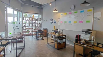 LOCAL COMERCIAL-OFICINA 2° PISO VERDI 57 RUTA 8