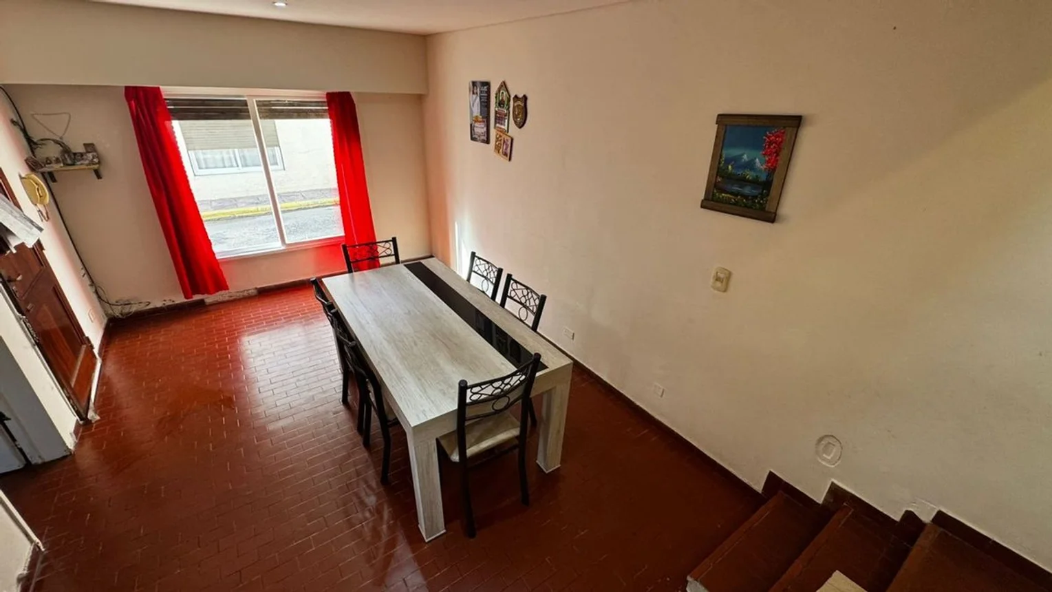 Casa dúplex de 3 ambientes en venta en San Miguel, España 1500, foto 3