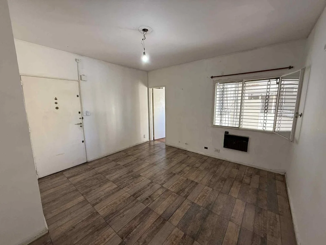 Departamento de 2 ambientes en venta en Constitución, Santiago del Estero 1200