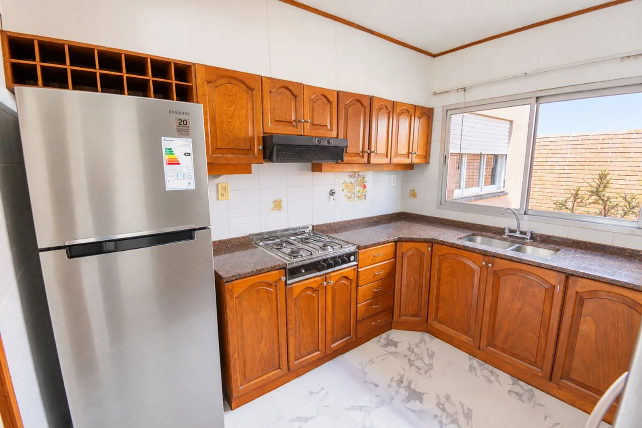 Casa de 4 ambientes en venta en Valentín Alsina, Ucrania 300, foto 4