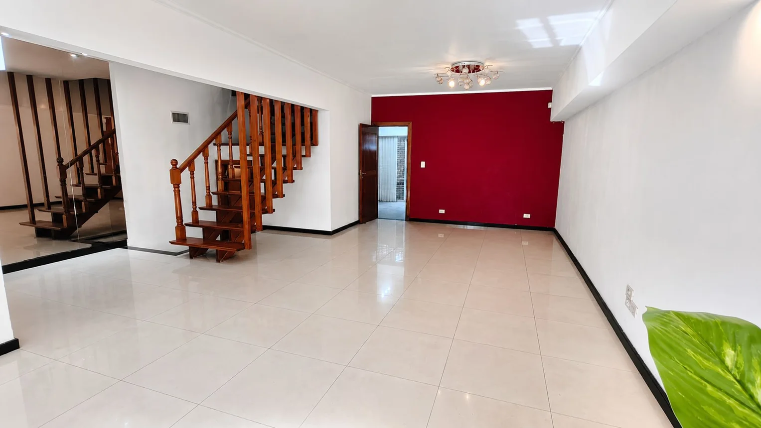 Casa en venta en Remedios de Escalada, foto 2