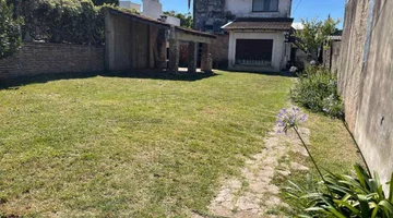 VENTA CASA Y PH 3 AMB JARDIN MARTIN CORONADO