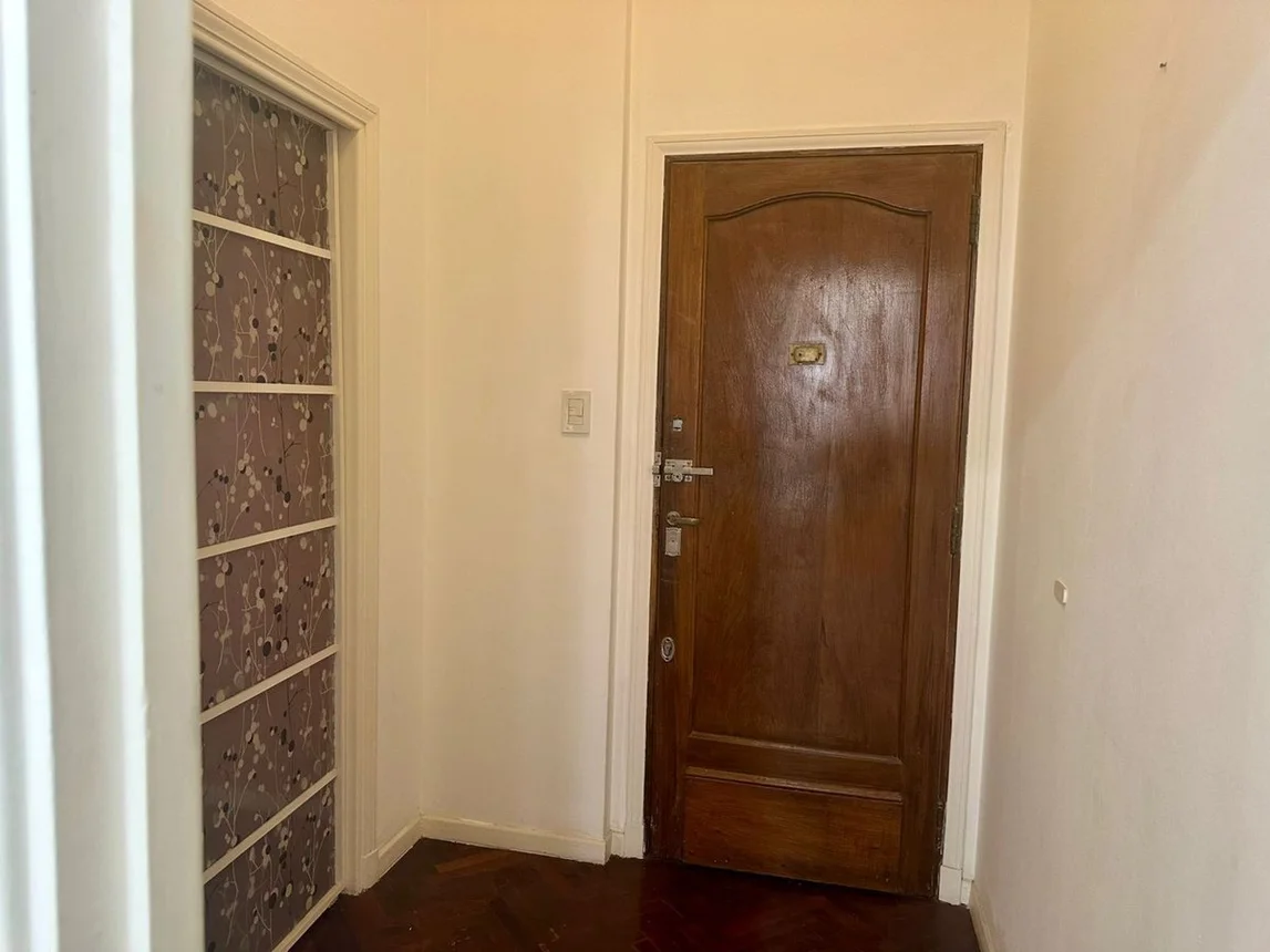 Departamento de 2 ambientes en venta en Monserrat, Venezuela 1400, foto 2