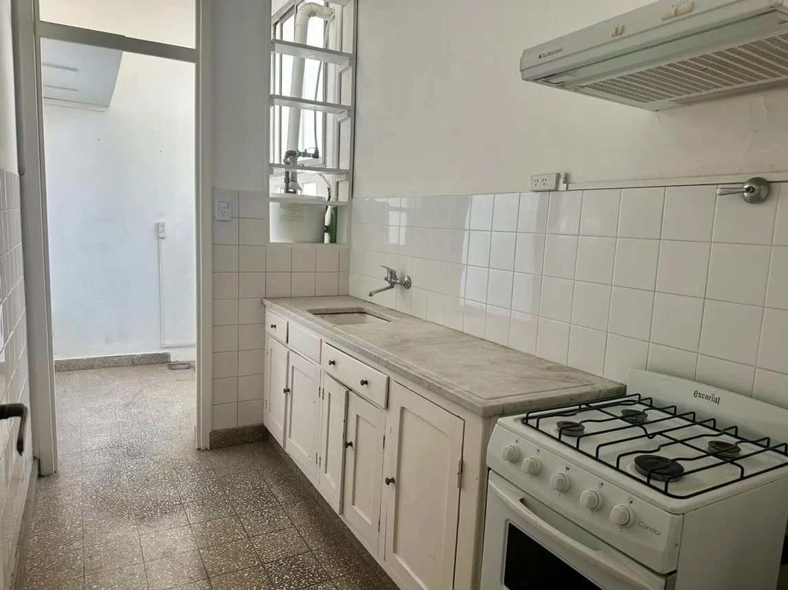 Departamento de 2 ambientes en venta en Monserrat, Venezuela 1400, foto 4