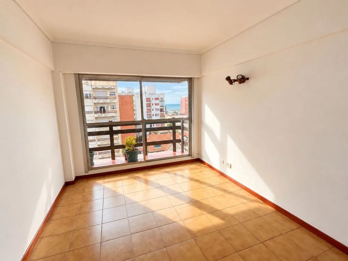 Departamento de 3 ambientes en alquiler en Mar del Plata, Avenida Independencia 800, foto 2