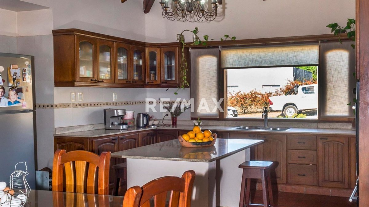 CASA 8 AMBIENTES 500 M2 VENTA LA LUCINDA NORTE - foto 12