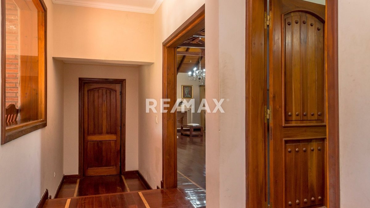 CASA 8 AMBIENTES 500 M2 VENTA LA LUCINDA NORTE - foto 15