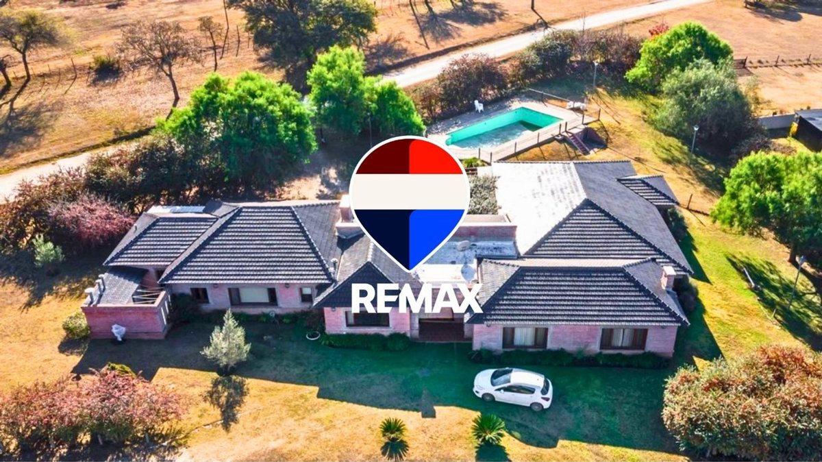 CASA 8 AMBIENTES 500 M2 VENTA LA LUCINDA NORTE - foto 1