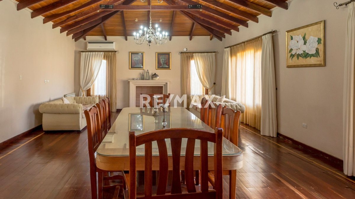 CASA 8 AMBIENTES 500 M2 VENTA LA LUCINDA NORTE - foto 4
