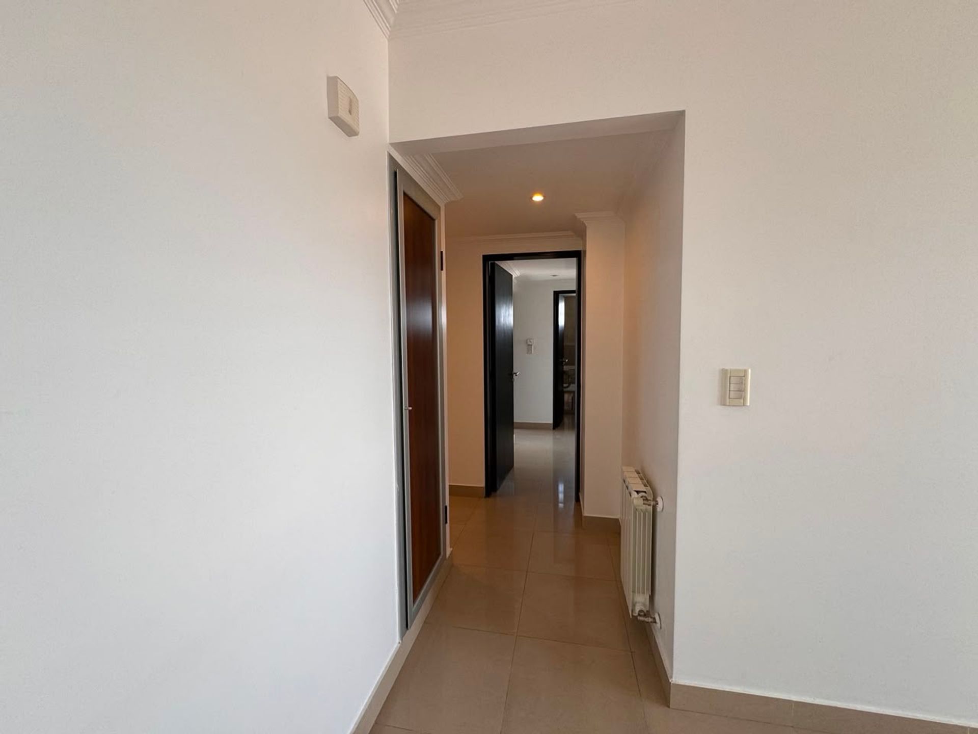 DEPARTAMENTO AMPLIO VENTA MACROCENTRO CON COCHERA - foto 6