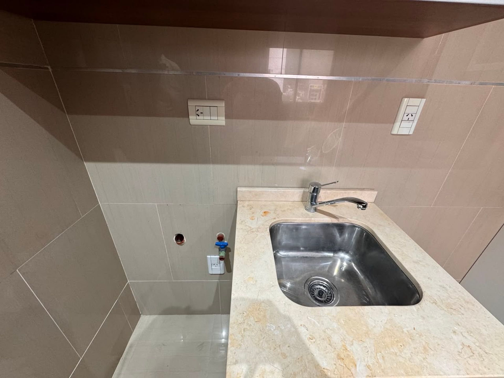 DEPARTAMENTO AMPLIO VENTA MACROCENTRO CON COCHERA - foto 20