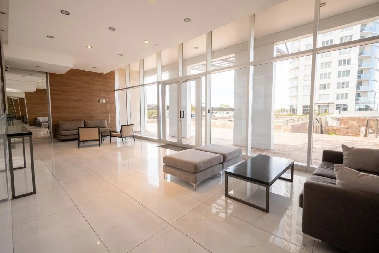 Exclusivo penthouse en amarras center ll, foto 2