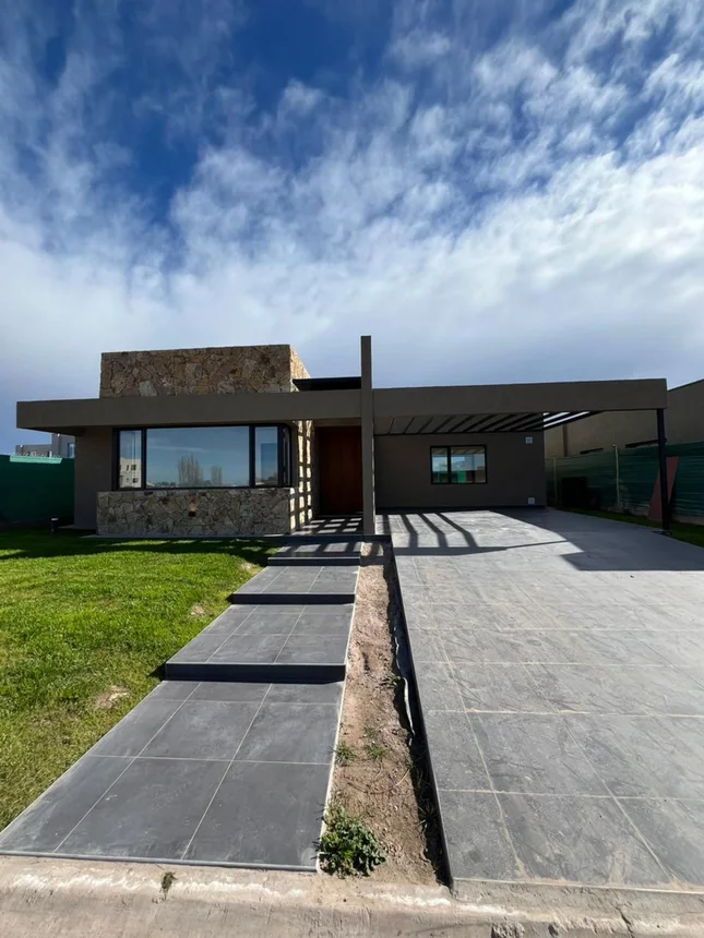 Casa en venta en Luján de Cuyo
