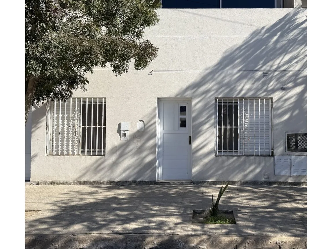 Se vende casa de 2 dormitorios, foto 1