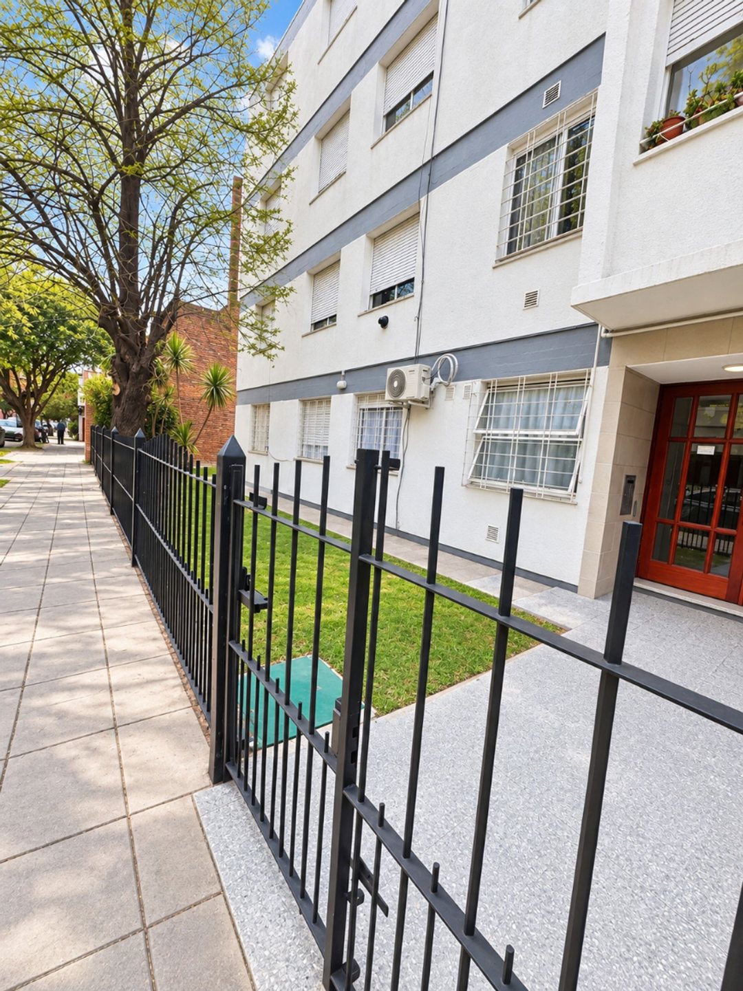 VENTA DEPARTAMENTO 4 AMBIENTES EN SAAVEDRA