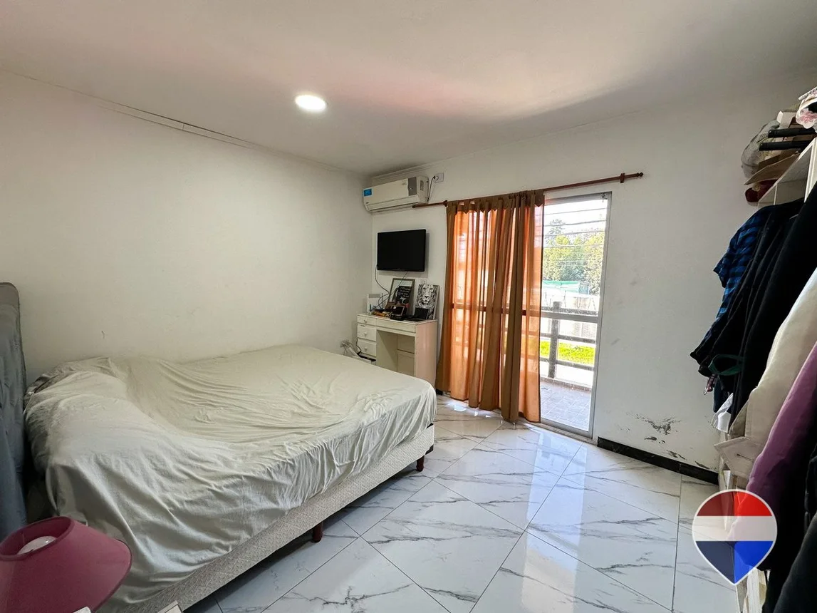 Casa tríplex de 4 ambientes en venta en Ezeiza, Crisólogo Larralde 900, foto 5