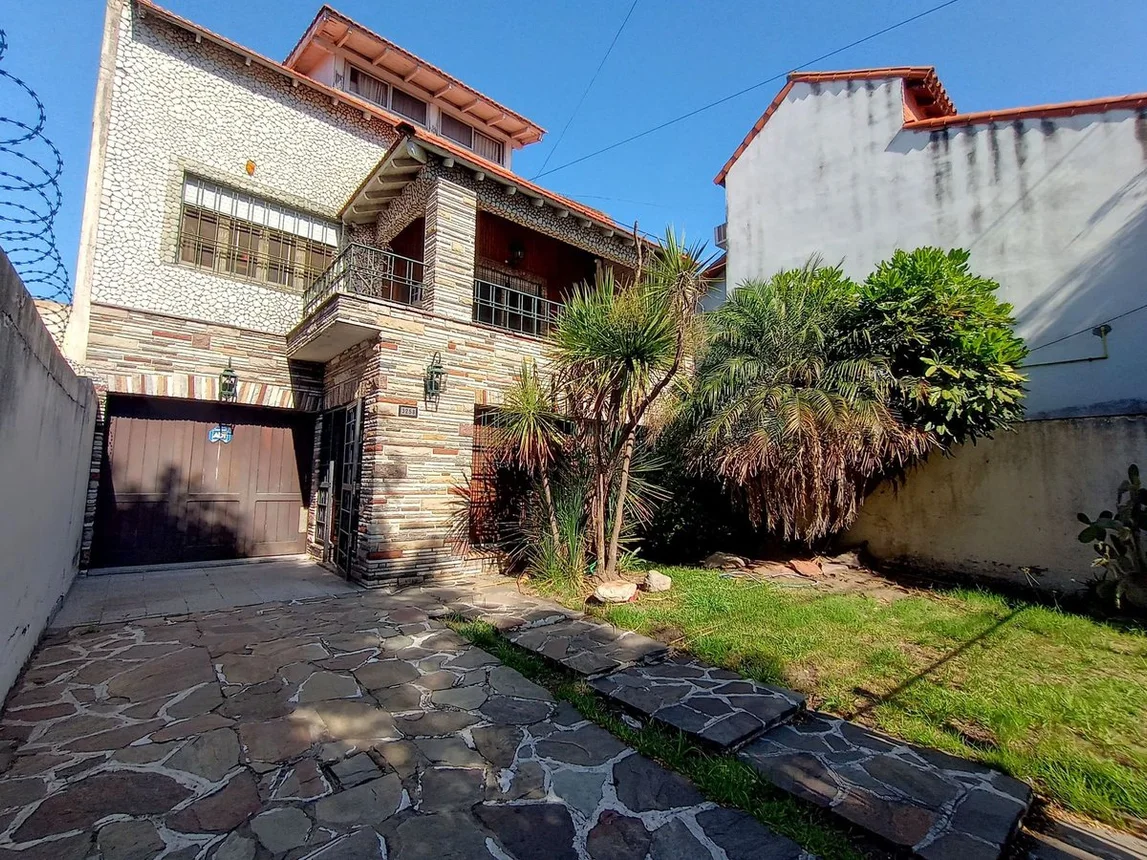 Casa en venta en Sarandí, foto 2