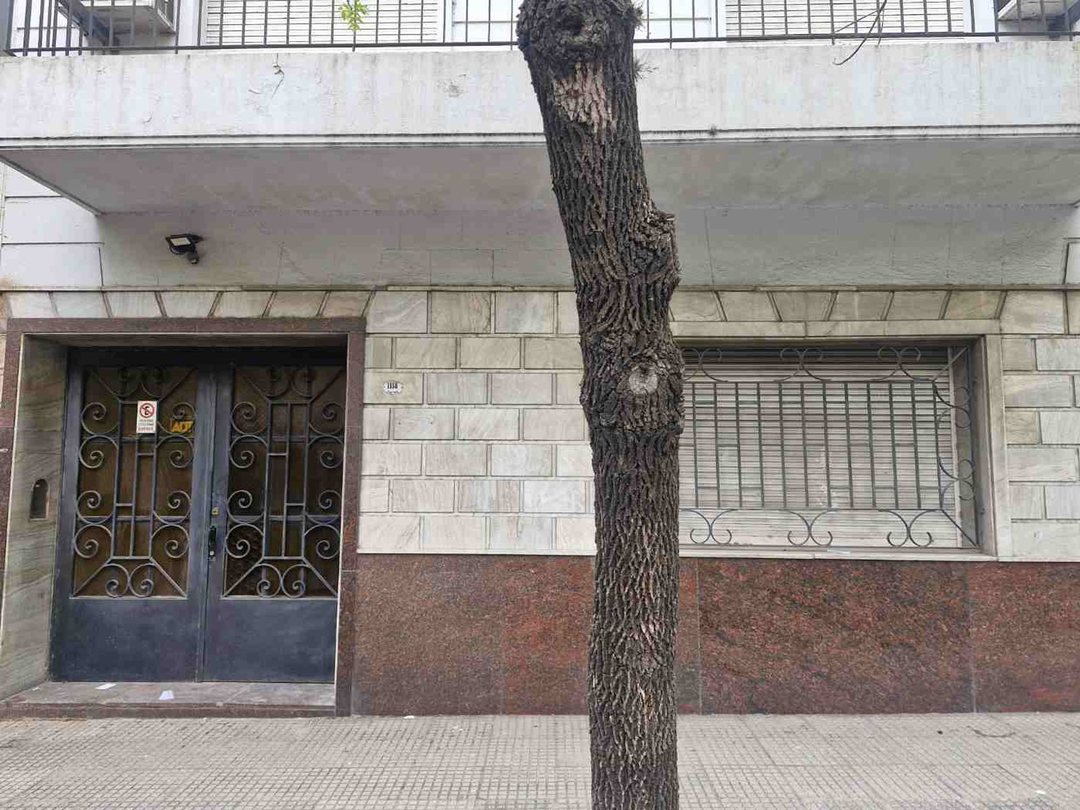 Casa 6 ambientes en venta en Boedo con cochera