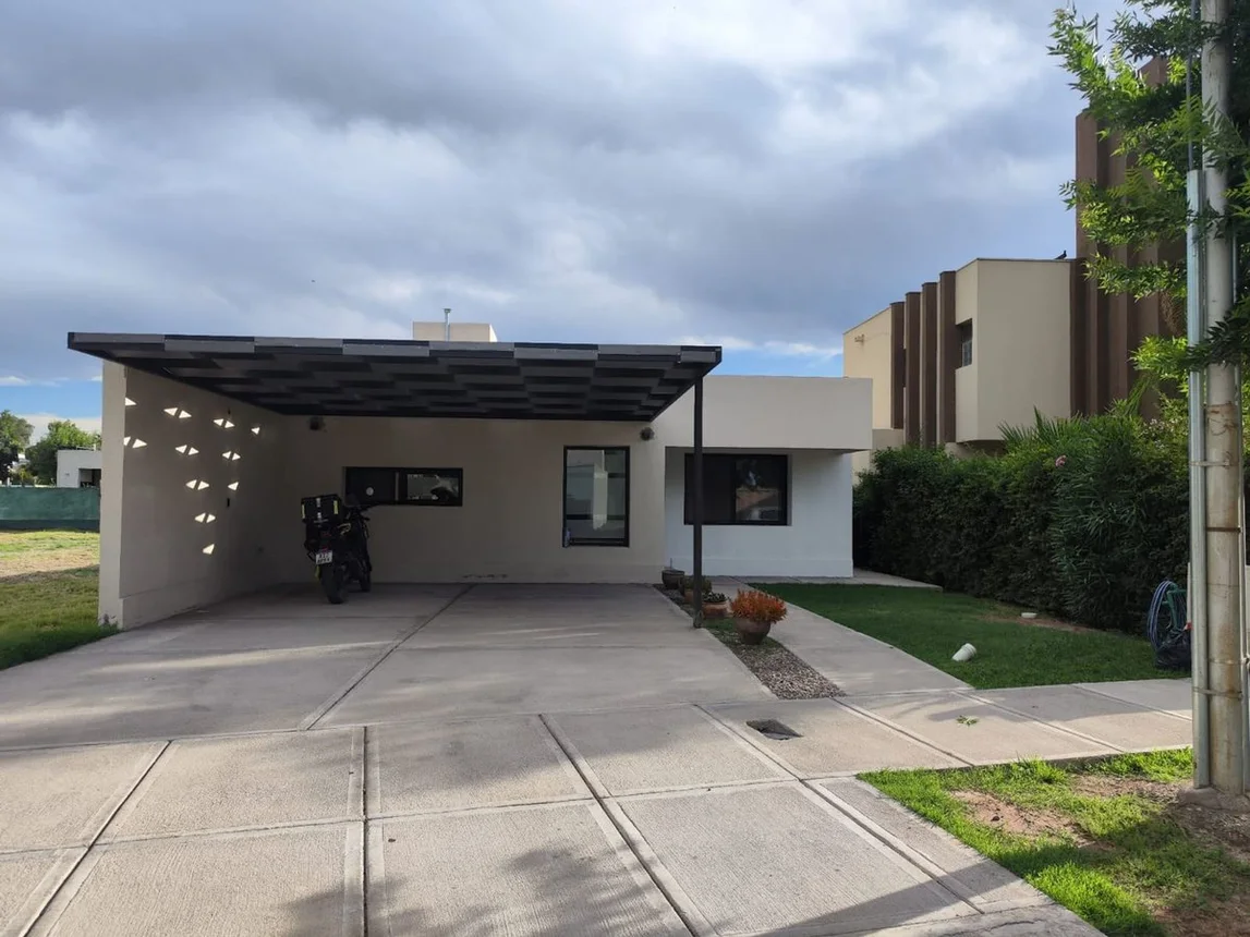 Casa de 3 ambientes en venta en Guaymallén, Profesor Mathus 2300, foto 2