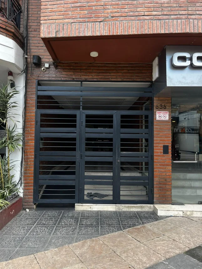 Departamento de 3 ambientes en venta en San Miguel de Tucumán, Laprida 600, foto 2