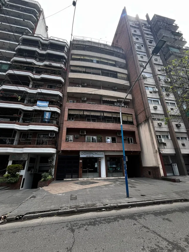 Departamento de 3 ambientes en venta en San Miguel de Tucumán, Laprida 600