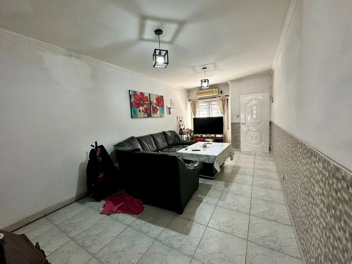Casa tríplex en venta en Caseros, foto 3