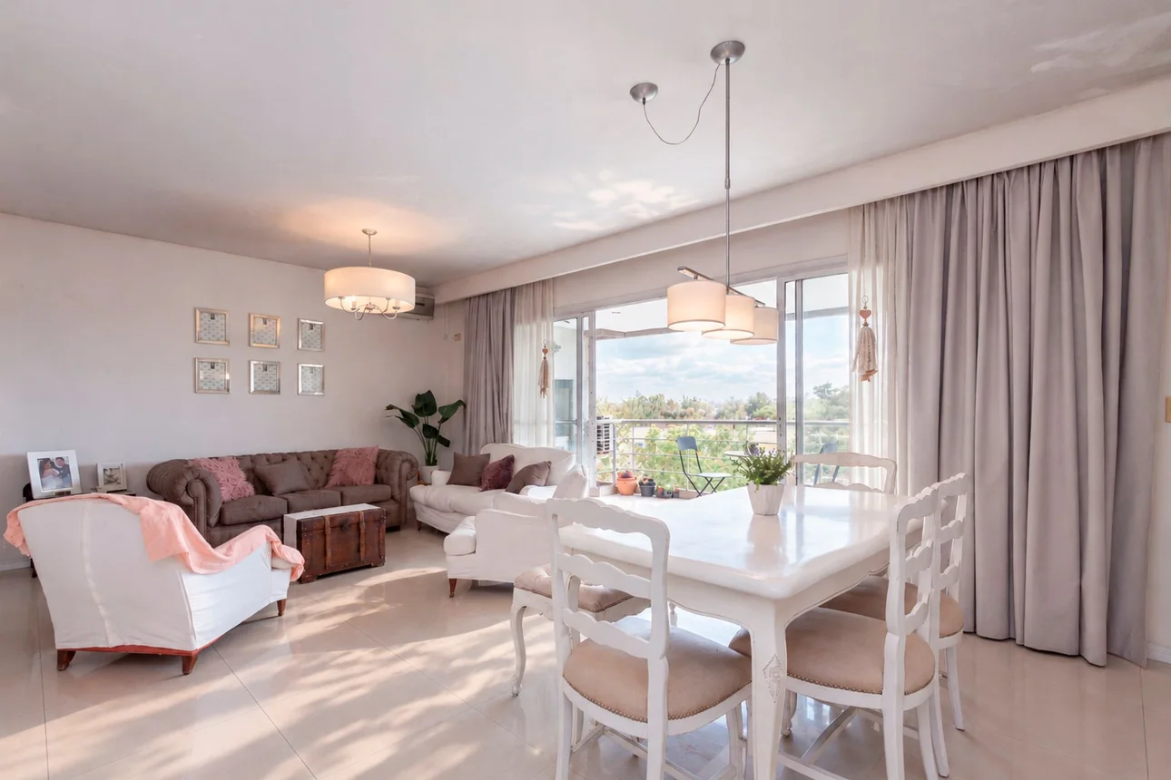 Departamento de 3 ambientes en venta en Remedios de Escalada, Ramón Cabrero 1600