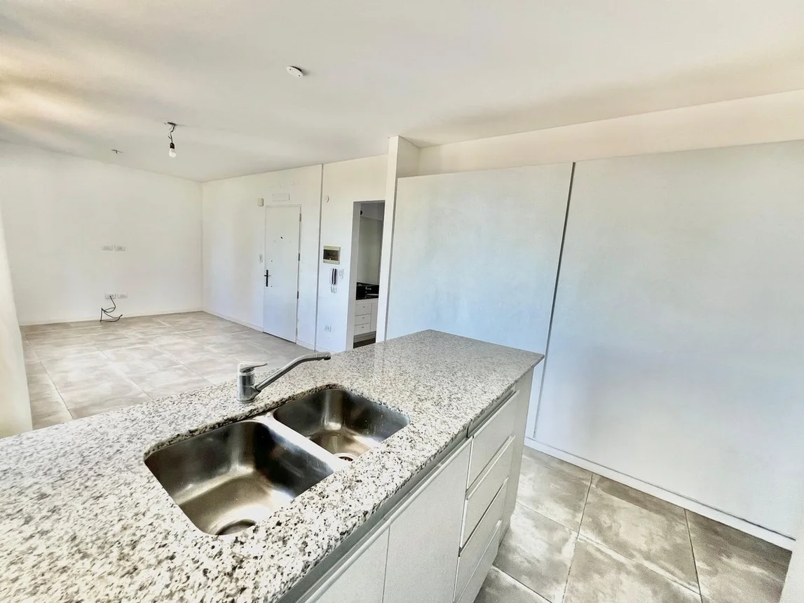 Departamento de 2 ambientes en venta en Banfield, Cochabamba 300, foto 4