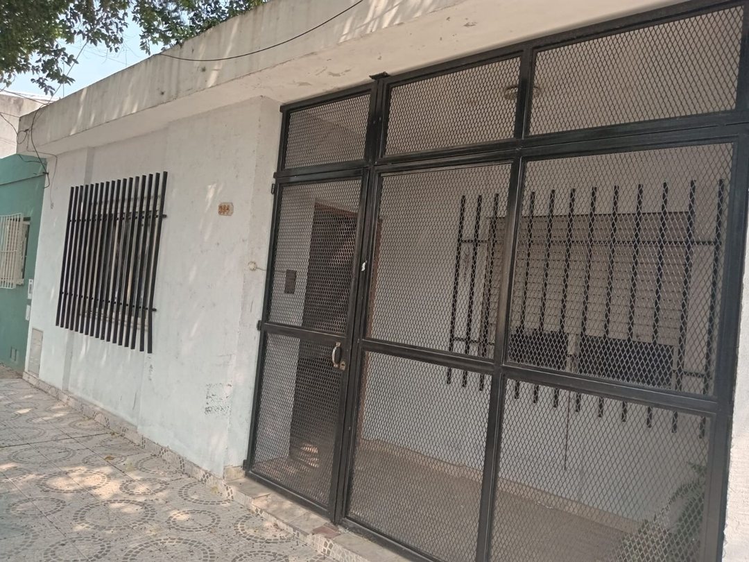 CASA EN VENTA 3 DORMITORIOS BARRIO BELGRANO
