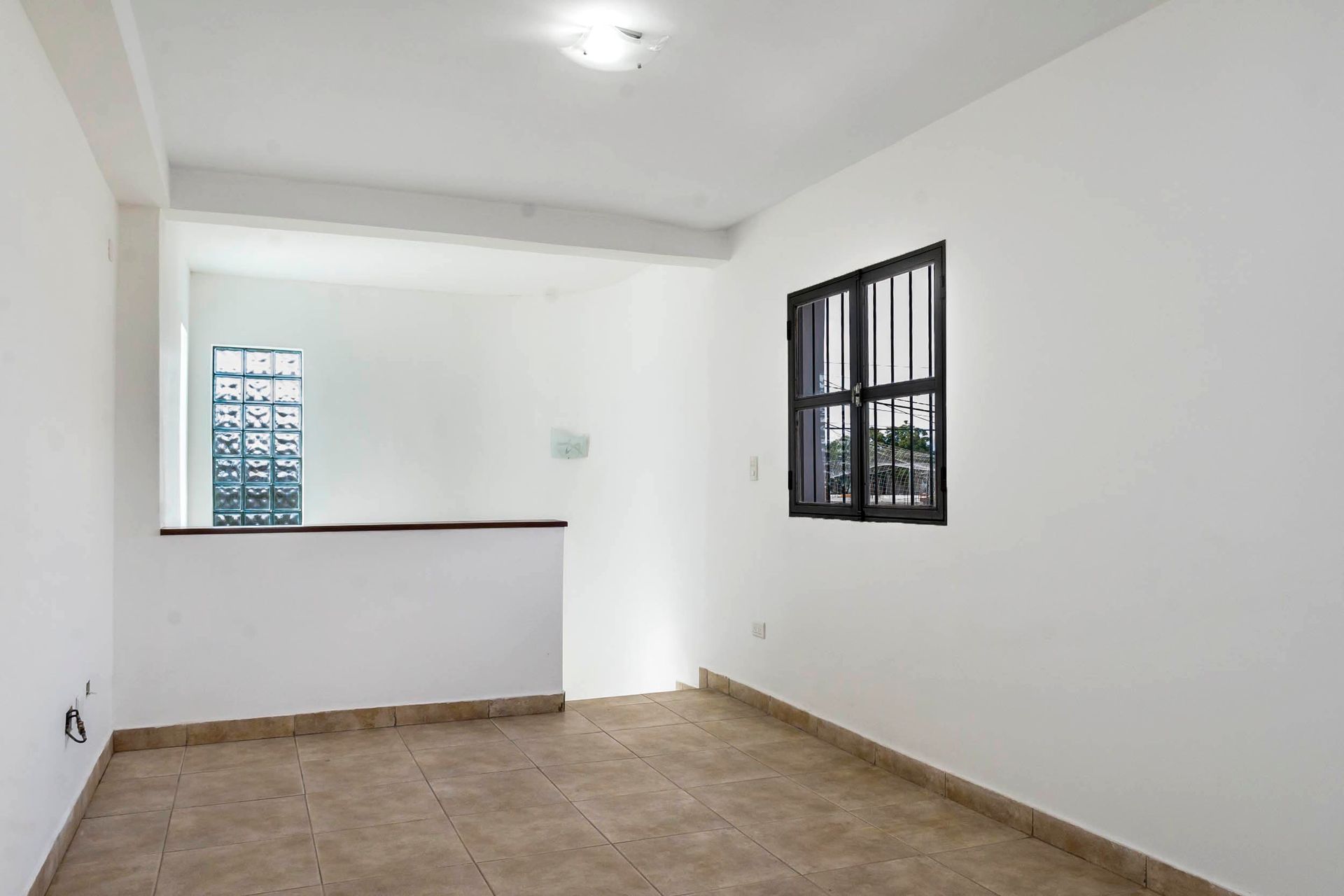 CASA VENTA ZONA SUR Y POSIBILIDAD DE PERMUTA - foto 13