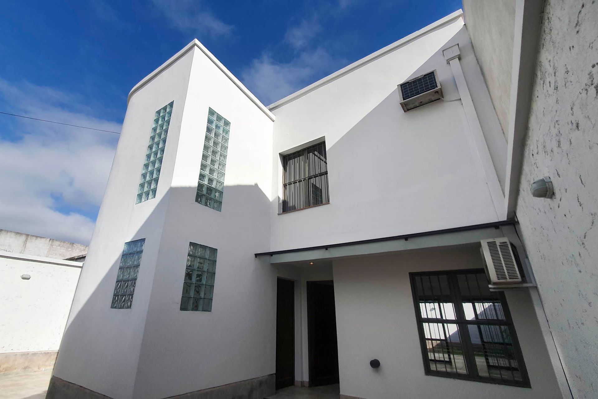 CASA VENTA ZONA SUR Y POSIBILIDAD DE PERMUTA - foto 1