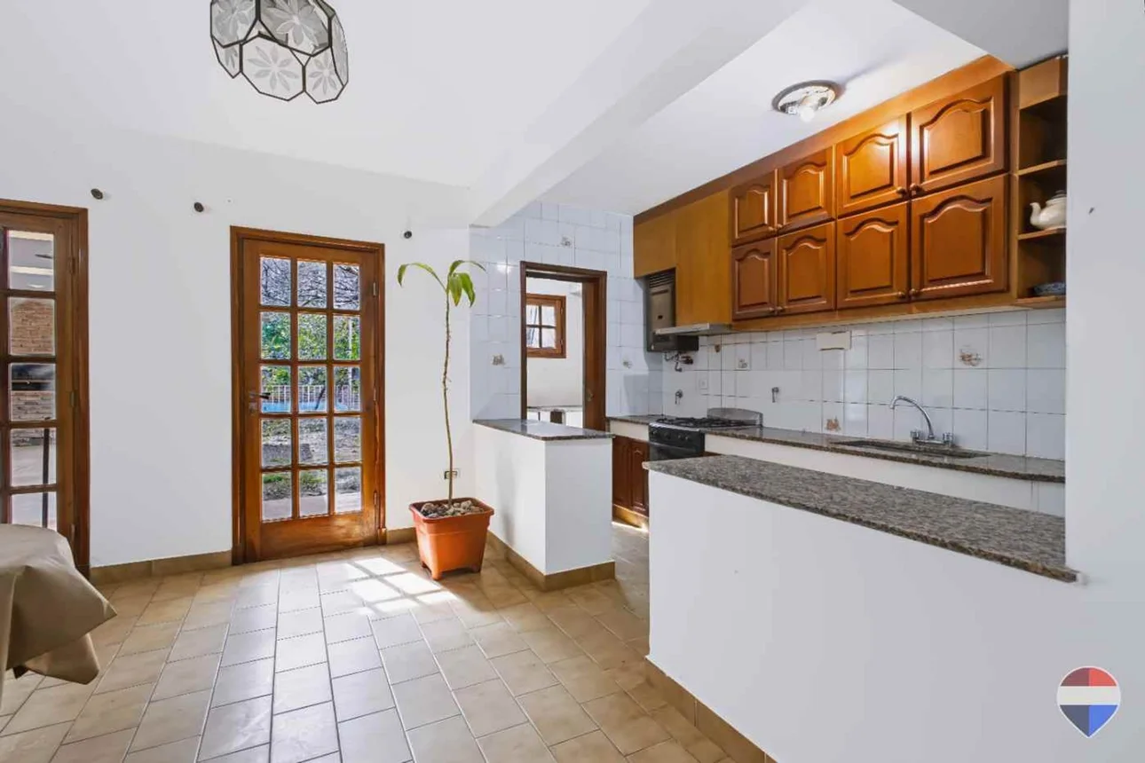 Casa en venta en La Plata, foto 3