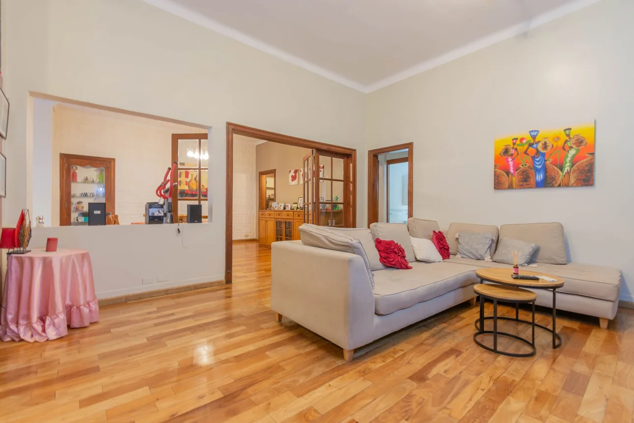 PH de 5 ambientes en venta en Parque Chas, Cádiz 3700, foto 2