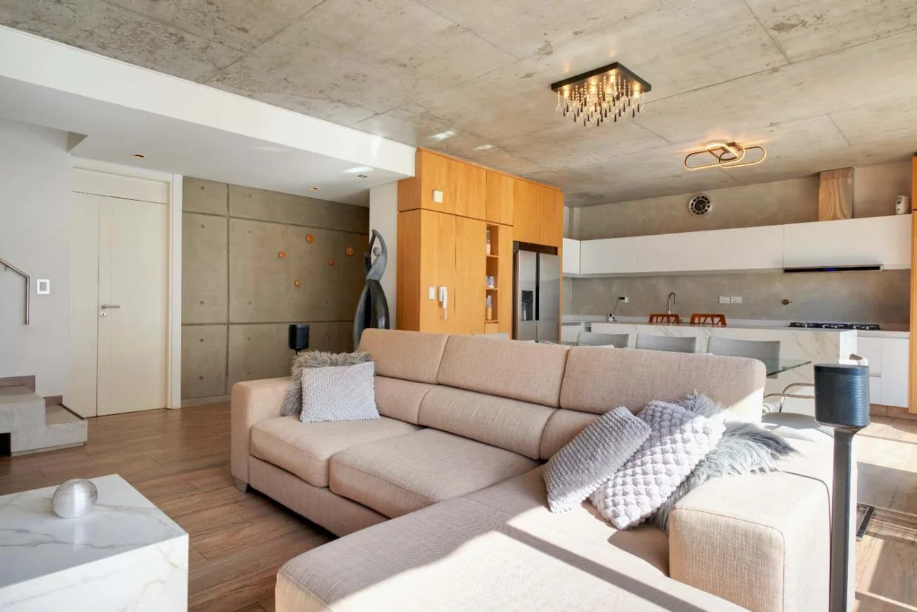 Tríplex en venta en Villa del Parque, foto 2